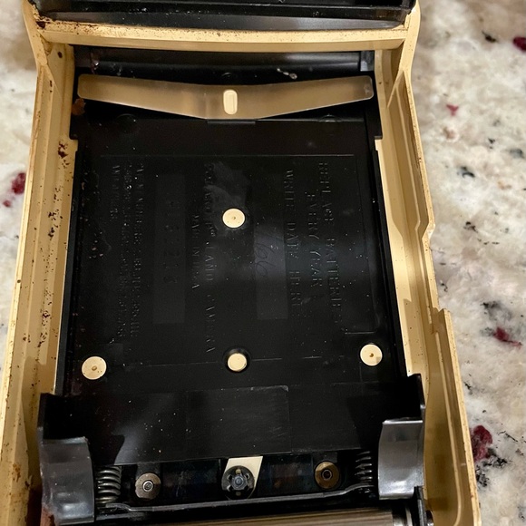 THE ORIGINAL POLAROID SWINGER Camera Vintage 70’s The Collector’s dream w Strap - Picture 5 of 13